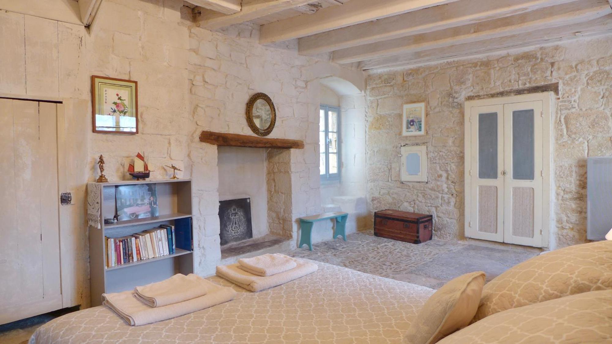 Villa Rue Bertrand de Got Saint-Cyprien  Exterior foto